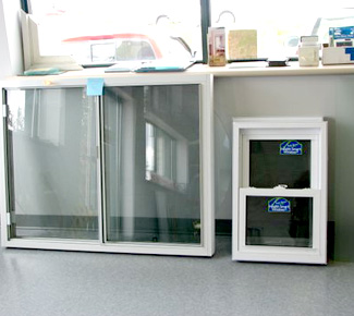 Brantford Glass Inc., Ontario, Brantford